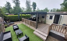 Chalet op vakantiepark Bergumermeer